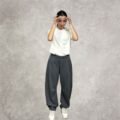 pantalon-ancho-barrel-colegial-gris-topo-unisex.jpg Pantalón Barrel Unisex Gris Topo